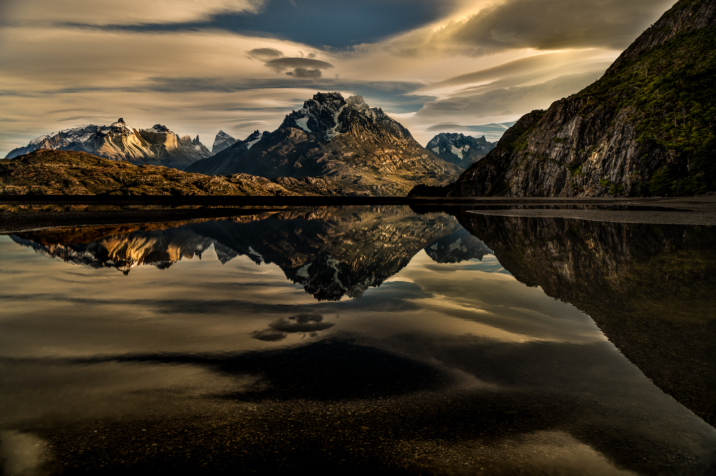 EM_2019_Apr_10_Torres_del_Paine__EMP9353